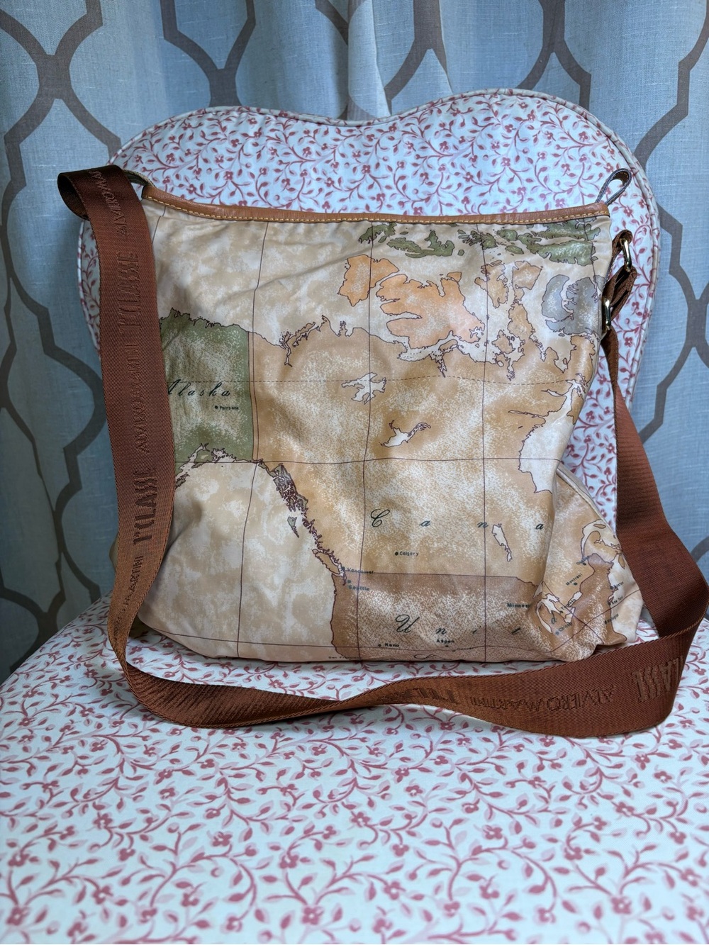 Alviero Martini Map-Print Crossbody in Tan and Brown - Picture 4 of 8